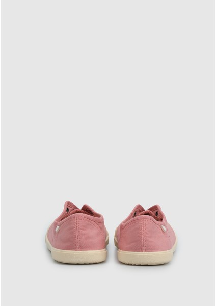Pembe Slip-On fırsatları