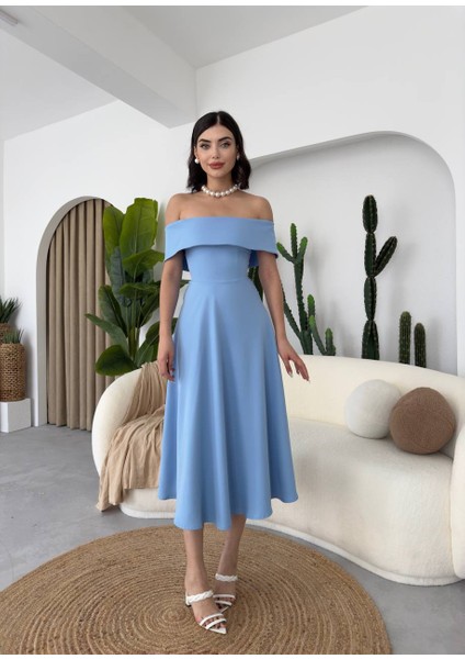 Madonna Yaka Eteği Belden Açılan Kloş Uzun Elbise