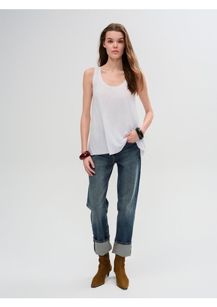 Kadın Regular Geniş Yaka Dökümlü Askılı Beyaz Atlet