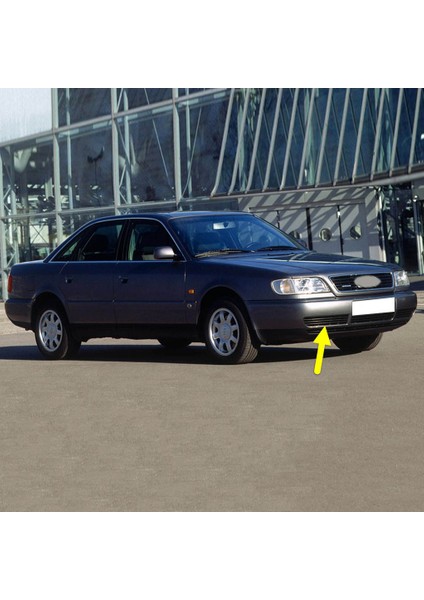 Audi A6 1994-1997 Ön Tampon Sağ Sis Izgara Kapağı 4A0807346A