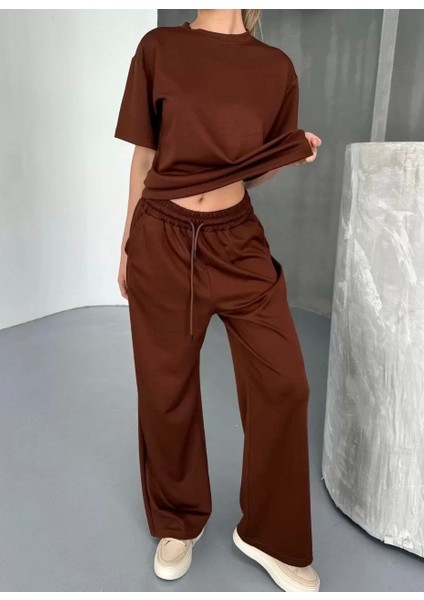 Osy Modal Yumuşak Dokulu Kumaş Kısa Kollu Bluz Rahat Pantalon Ikili Takım- Kahverengi