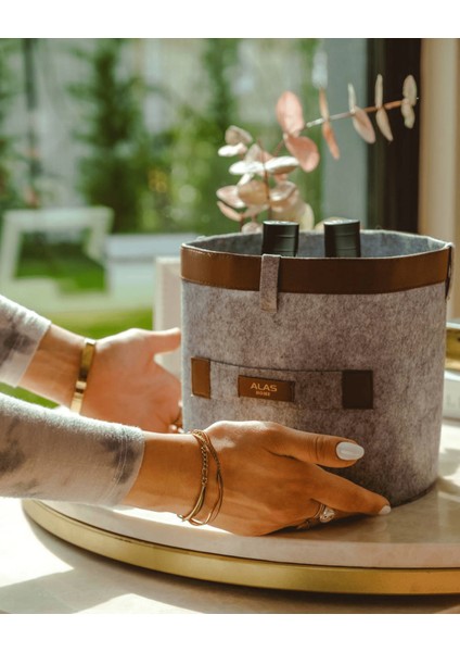 Deri Şeritli Yuvarlak Çok Amaçlı Düzenleyici Organizer Kutu Keçe Sepet (Mega) 03877 ( Lisinya ) modelleri