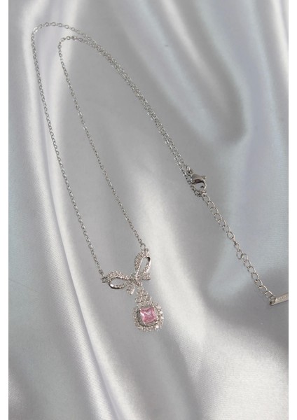 316L Çelik Gümüş Renk Fiyonk Detay Pembe Zirkon Taşlı Tektaş Kolye - TJ-BKO8923 fiyatları