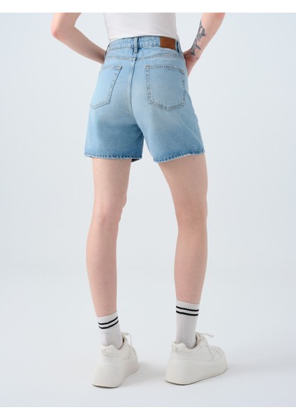Regular Fit Kadın Şort