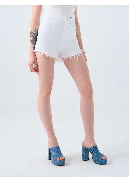 Regular Fit Kadın Şort modelleri