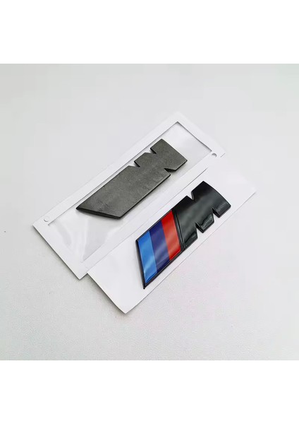 Yan Çamurluk ve Bagaj Abs M Logo Rozet Amblem (4,5 mm - 1,5 mm Gümüş)