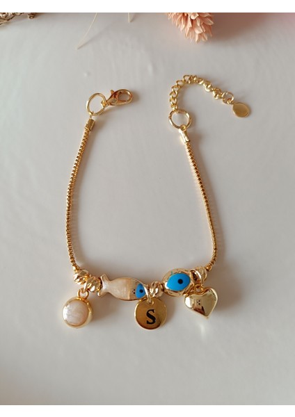 Balık Detaylı Harfli Charm