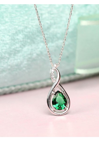 Gümüş Su Damlası Pırlanta Model Zümrüt Zirkon Taşlı Gümüş Kolye modelleri