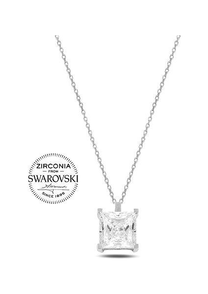 Gümüş Swarovski Zirconia Taşlı Kare Model Bayan Kolye