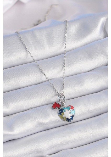 316L Çelik Gümüş Renk Yapboz Motif Kalp Figür Charm Model Kadın Kolye - TJ-BKO9315