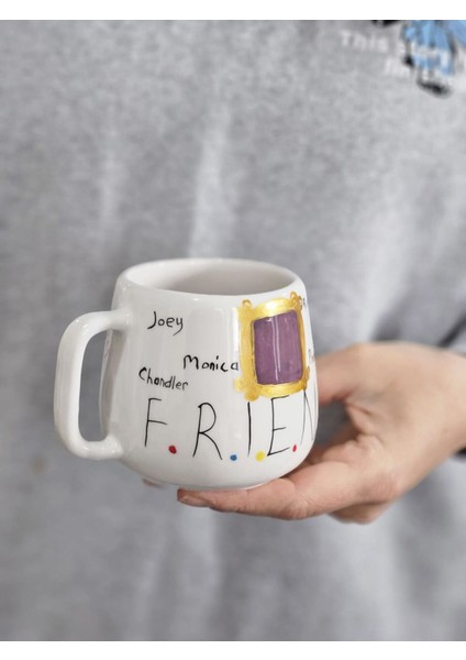 Luxury Friends Temalı El Yapımı & El Boyaması Seramik Kupa (240 Ml) 1 Adet