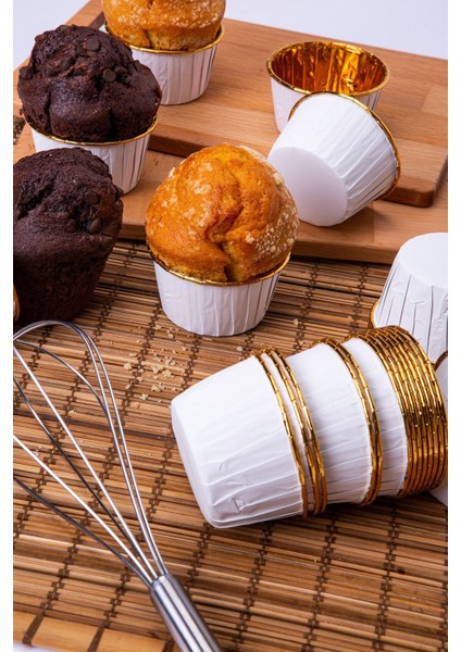 Luxury Beyaz Parlak Karton 25'li Kek Kalıbı Kenarı Gold Kaplama Fırında Dağılmayan 6.5x4 cm Muffin Cupcake 1 Adet fırsatları