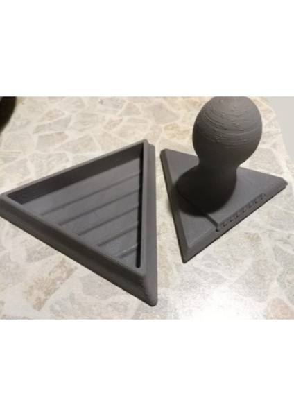 Luxury Üçgen Köfte Hazırlama Kalıbı 10 cm 1 Adet