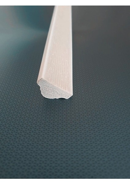 Luxury Dekoratif Boyanabilir Poliüretan Duvar Çıtası (En 2.5 cm Uzunluk 120 Cm) 1 Adet