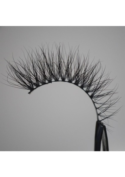 Luxury Lashes No:4 Takmakirpik 1 Adet fırsatları