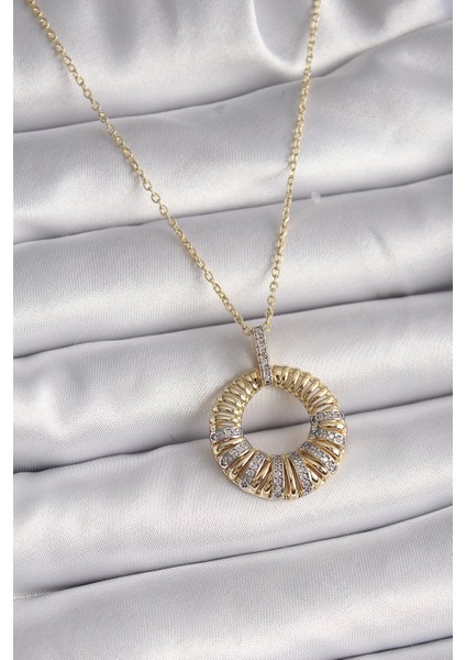 316L Çelik Gold Renk Zincir Gümüş Zirkon Taşlı Daire Model Kadın Kolye - TJ-BKO9481