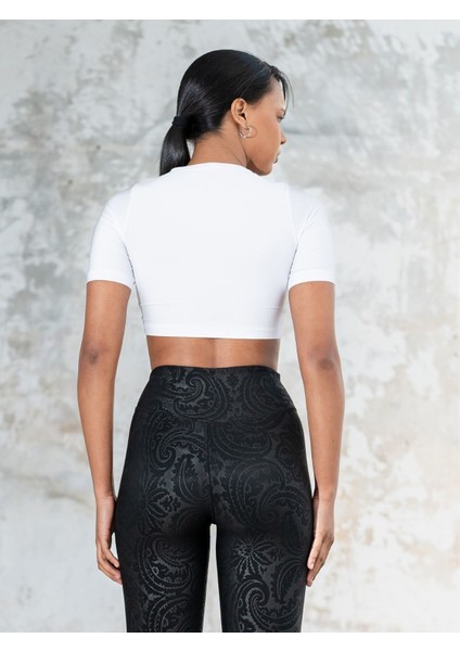 Göğsü Pencereli Kısa Kollu Spor Tişört fiyatları