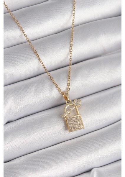 316L Çelik Gold Renk Zincir Zirkon Taşlı Asma Kilit Anahtar Model Kadın Kolye - TJ-BKO9585
