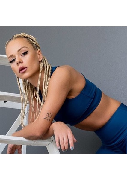 Sırtı Kalın Çapraz Askılı Sporcu Sütyeni fırsatları