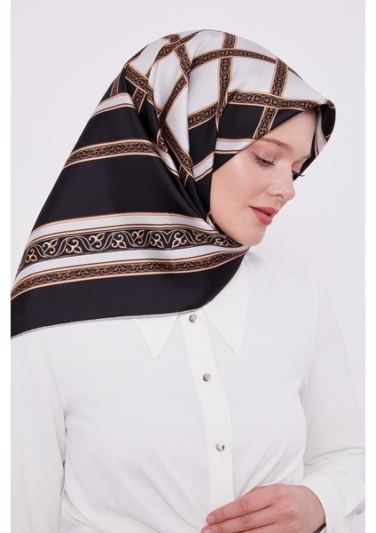 LEVİDOR SİYAH MOTİF DESEN TWİLL İPEK EŞARP