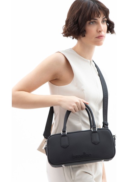 Unıted Colors Of Benetton Kadın Çapraz Çantası C.BNT_1621 fiyatları