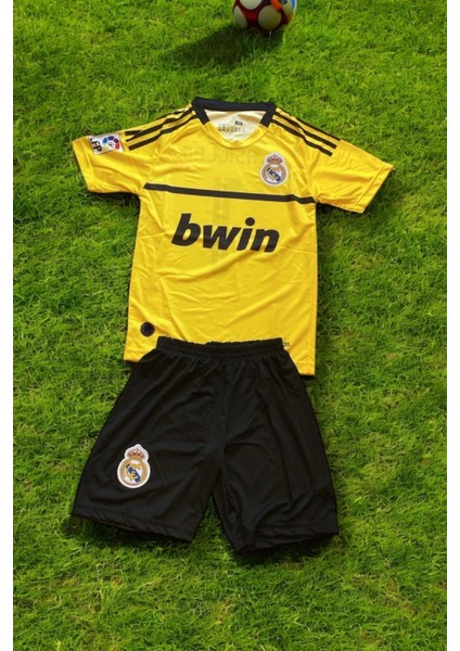 Nostaljik Real Madrid İlker Casillas Çocuk Kaleci Forması fiyatları