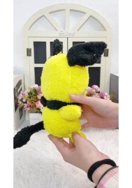 Luxury Pichu Pikachu Evrimi Pokemon Peluş Oyuncak 25CM Ithal Gerçek Görünümlü Pokemon Go Pokemon United 1 Adet fiyatları