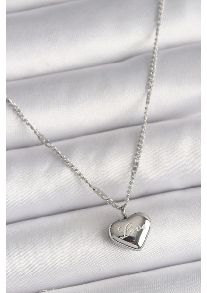 316L Çelik Gümüş Renk Zincir Love Işleme Kalp Figür Kadın Kolye - TJ-BKO9779