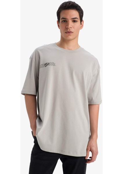 %100 Pamuk Oversize Geniş Kalıp Bisiklet Yaka Sırt Baskılı Kısa Kollu Tişört W6097AZ25SM fırsatları