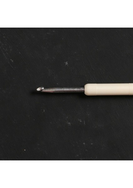 4,5 mm 15 cm Plastik Saplı Yün Tığ - 148-7