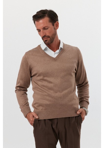 Erkek Standart Fit Normal Kesim V Yaka Triko Kazak indirimleri