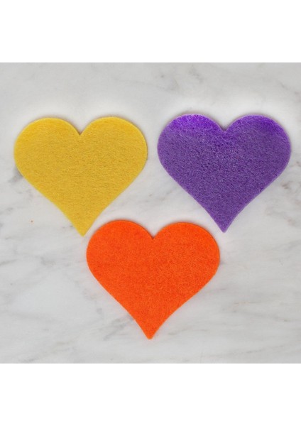 3'lü 6x4,5 cm Karışık Kalp Keçe