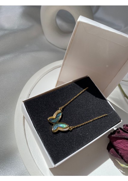 Kelebekli Zirkon Taşlı Mineli 316L Çelik Kolye Gold modelleri