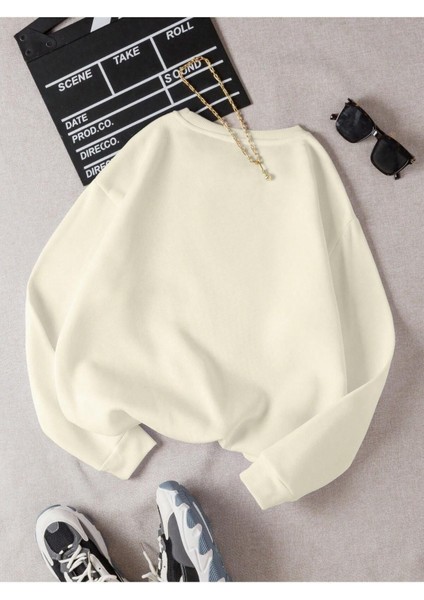 Basket Baskılı Bisiklet Yaka Sweatshirt