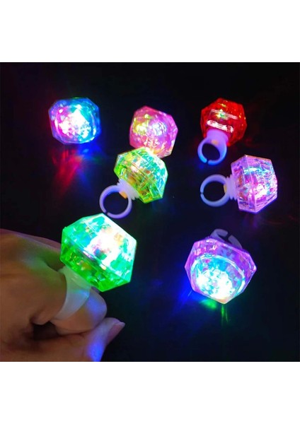 Kristal Tasarımlı LED Glow Işıklı 3 Modlu Mavi Yüzük 3.5 x 5 cm (4887)