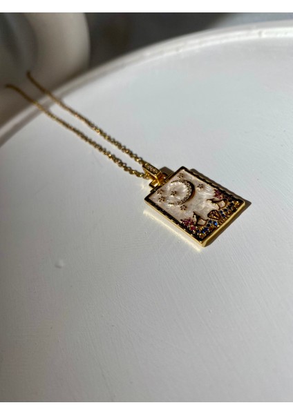 Vintage Tasarım Mineli Dikdörtgen 316L Çelik Kolye Gold