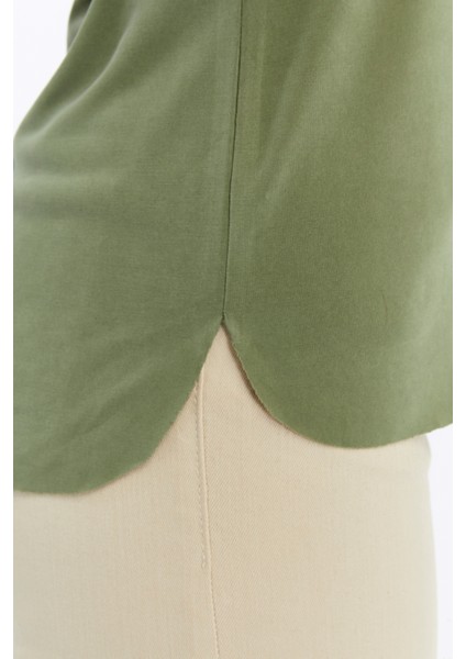 Kadın V Yaka Basıc Kısa Kollu T-Shırt fırsatları