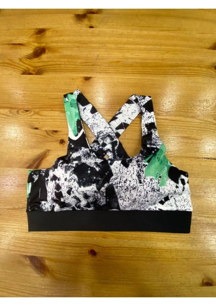Siyah Beyaz Yeşil Batik Desen Sporcu Sütyeni indirimleri