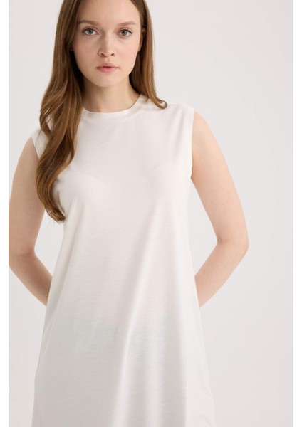 Regular Fit Bisiklet Yaka Basic Düz Kolsuz Tunik A8352AX25SP