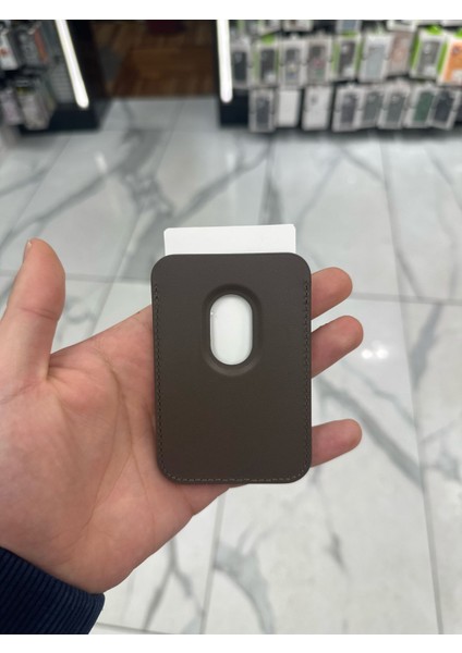 Magsafe Kartlık Deri Kartlık Mıknatıslı Kart Kılıf (Magsafe Uyumlu Kılıflar Içindir) - Kestane modelleri