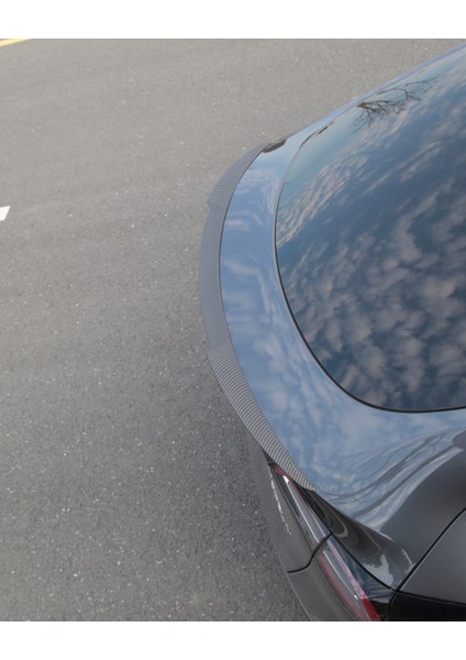 Tesla Model Y Arka Tampon Ince Spor Tip Spoyleri Mat Karbon, Siyah Renk indirimleri