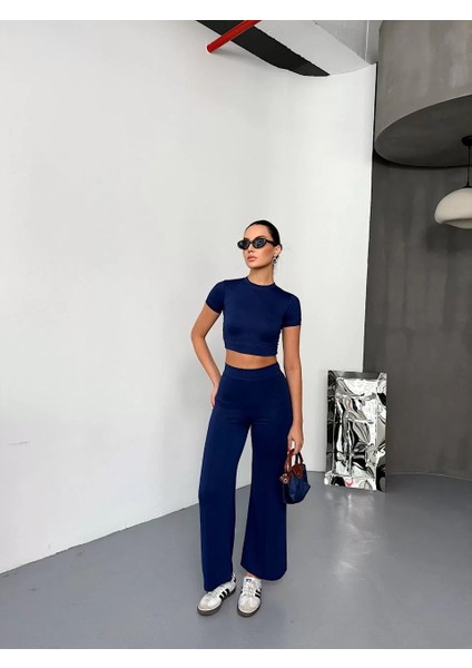 Osy Modal Yumuşak Dokulu Kumaş Kısa Kollu Crop Alt Ispanyol Paça Pantalon Ikili Takım - Lacivert