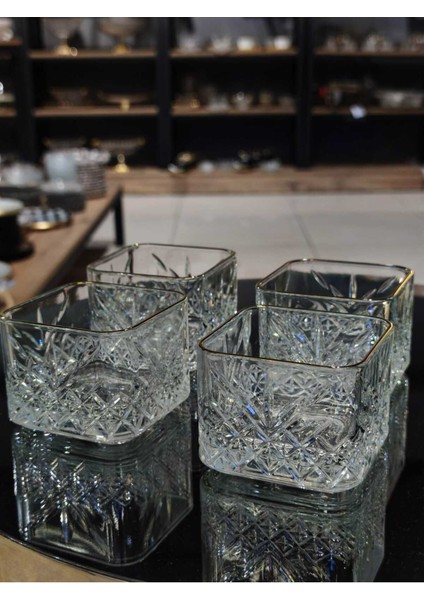 Luxury Pandoranın Kutusu Paşabahçe Timeless 4 Lü Kare Yaldızlı Hediyelik Çerez Seti,mini Kase, Kahvaltılık 1 Adet