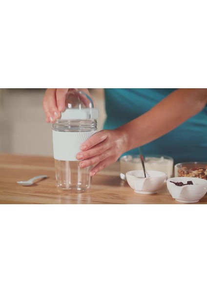 Luxury 600 cc Orbit Silikon Giydirmeli Müsli ve Atıştırmalık Kabı Tritan 1 Adet