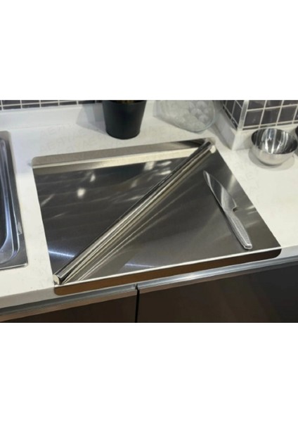 Luxury Erya Home Paslanmaz Metal Tezgah Koruyucu Çok Amaçlı Kesme Tahtası 304 Kalite Çift Bükümlü 1 Adet modelleri