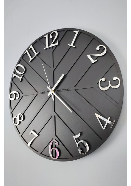 - Diagonal Lines - Siyah & Gümüş - 50CM Duvar Saati