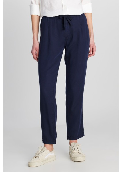 Regular Fit Normal Kesim Normal Bel Düz Paça Yumuşak Dokulu Lacivert Pantolon modelleri