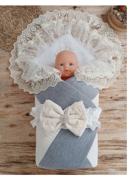 Yenidoğan Teri Cotton Taç Nakışlı Prizma Taş Kundak Bebek Battaniyesi