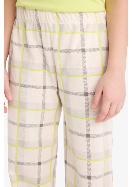 Kız Çocuk Pijama Takımı Nakışlı Kısa Kollu Üst Kareli Uzun Alt C1954A825SM