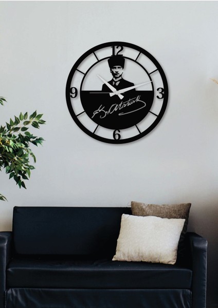 Atatürk Portreli Imzalı Siyah Metal Duvar Saati - Ev & Ofis Saati - Hediye Saat 50 x 50 cm fiyatları